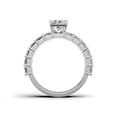 Luxurious Diamond Ring- SOLR-0550