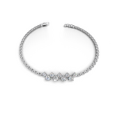 Delicate and elegant diamond bracelet