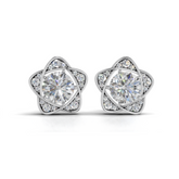 Exquisite diamond stud earrings