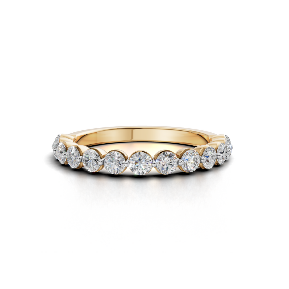 Dazzle with our exquisite diamond wedding band