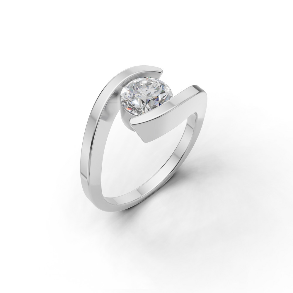 Exquisite solitaire diamond engagement ring