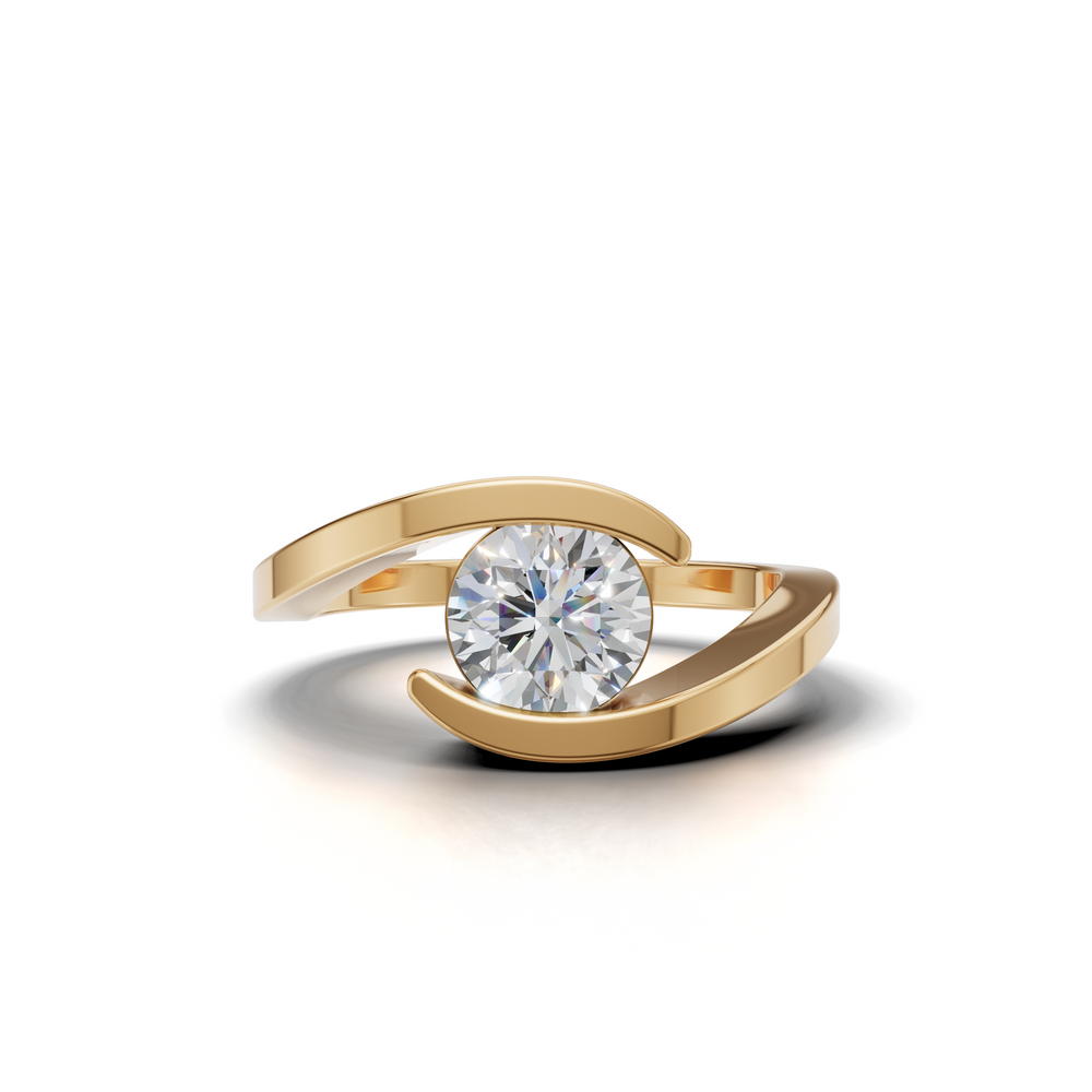 Exquisite solitaire diamond engagement ring