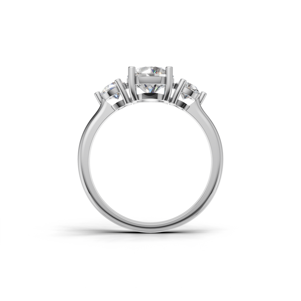 Stunning ring with a three stone design